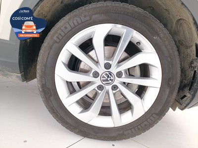8 - Volkswagen T-Roc eschini auto