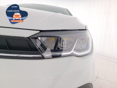 7 - Volkswagen Polo eschini auto