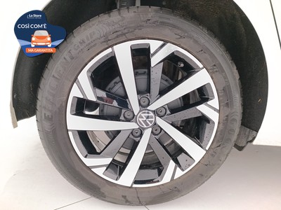 8 - Volkswagen Polo eschini auto