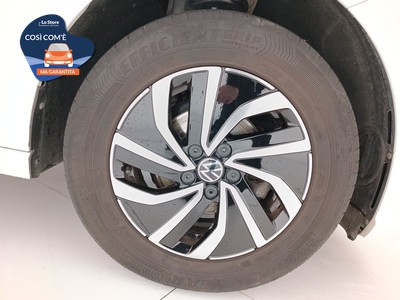 8 - Volkswagen Polo eschini auto