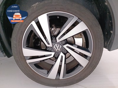 8 - Volkswagen T-Roc eschini auto
