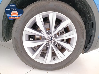 8 - Volkswagen T-Roc eschini auto