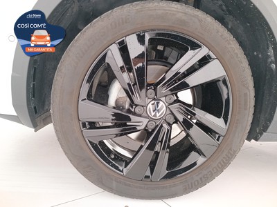 8 - Volkswagen T-Roc eschini auto