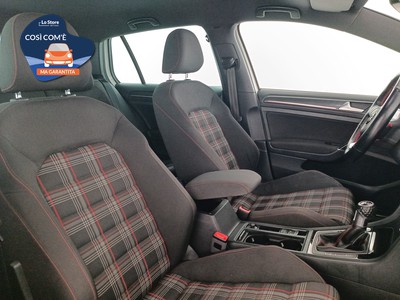 10 - Volkswagen Golf eschini auto