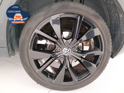 8 - Volkswagen T-Roc eschini auto