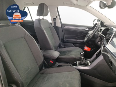 10 - Volkswagen T-Roc eschini auto