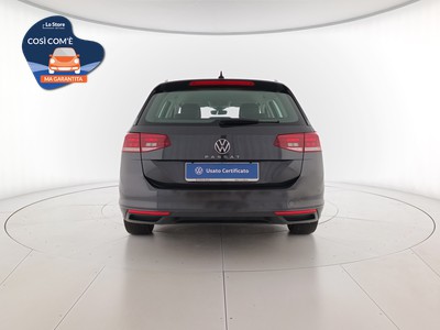 5 - Volkswagen Passat eschini auto