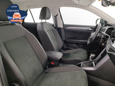 10 - Volkswagen T-Roc eschini auto