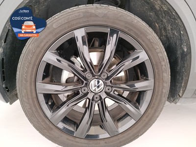 8 - Volkswagen T-Roc eschini auto