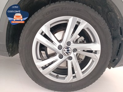 8 - Volkswagen T-Roc eschini auto