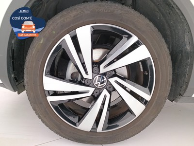 8 - Volkswagen T-Roc eschini auto