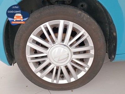 8 - Volkswagen up! eschini auto