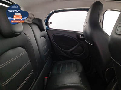 9 - Smart Forfour eschini auto