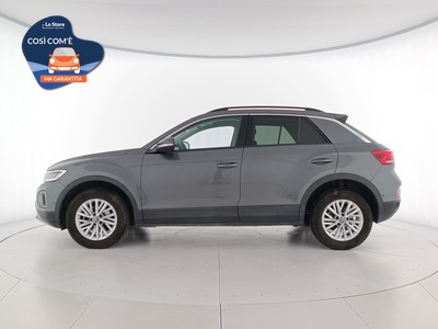 3 - Volkswagen T-Roc eschini auto