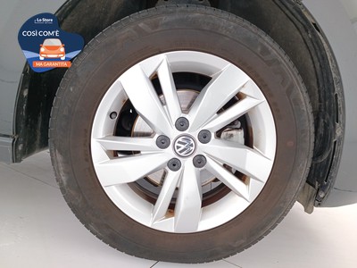 8 - Volkswagen Polo eschini auto