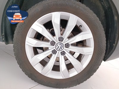 8 - Volkswagen T-Roc eschini auto