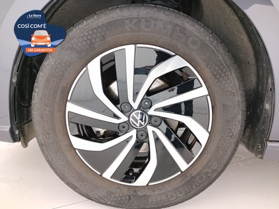8 - Volkswagen Polo eschini auto