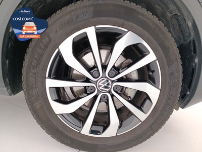 8 - Volkswagen T-Roc eschini auto