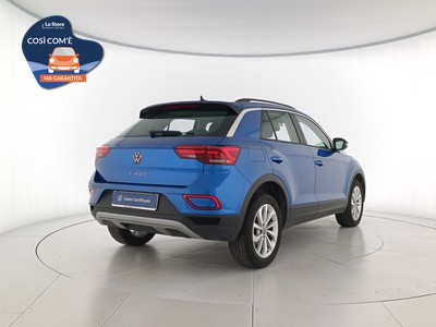4 - Volkswagen T-Roc eschini auto