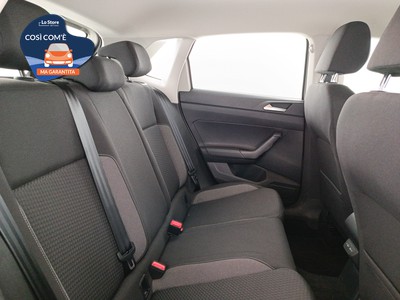 9 - Volkswagen Polo eschini auto