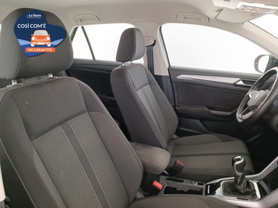 10 - Volkswagen T-Roc eschini auto