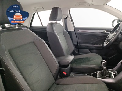 10 - Volkswagen T-Roc eschini auto