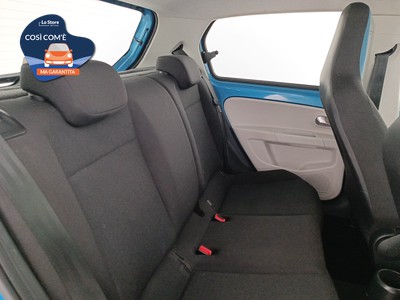 9 - Volkswagen up! eschini auto