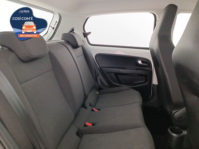 9 - Volkswagen up! eschini auto