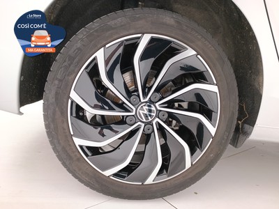 8 - Volkswagen Golf eschini auto