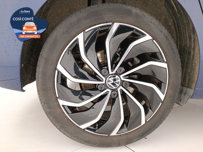 8 - Volkswagen Golf eschini auto