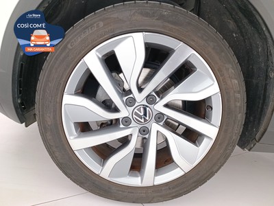 8 - Volkswagen T-Roc eschini auto