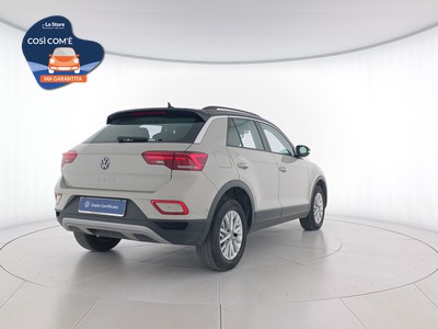 4 - Volkswagen T-Roc eschini auto