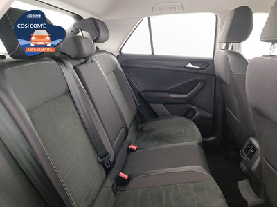 9 - Volkswagen T-Roc eschini auto