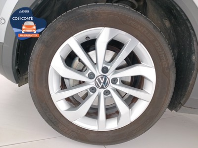 8 - Volkswagen T-Roc eschini auto