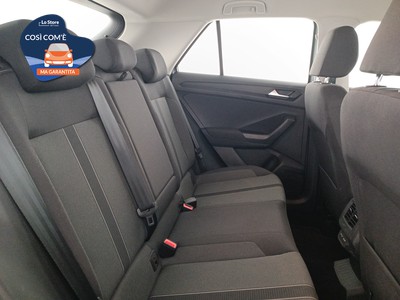 9 - Volkswagen T-Roc eschini auto