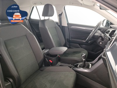 10 - Volkswagen T-Roc eschini auto