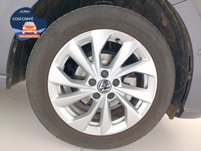 8 - Volkswagen Polo eschini auto