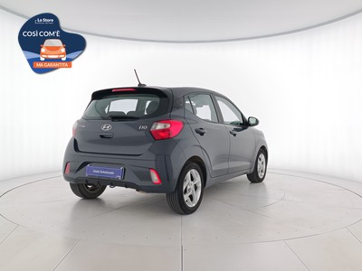 4 - Hyundai i10 eschini auto